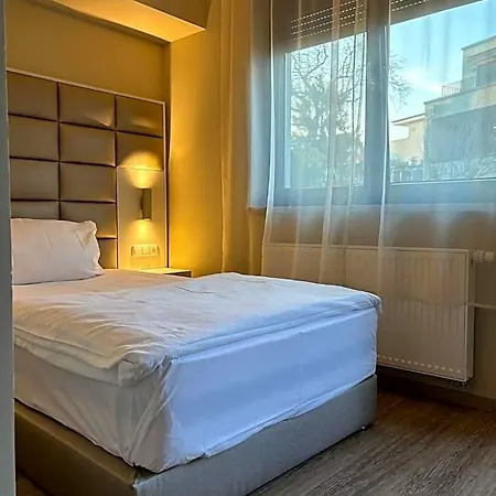 Hotel Athen Frankfurt Airport 3*