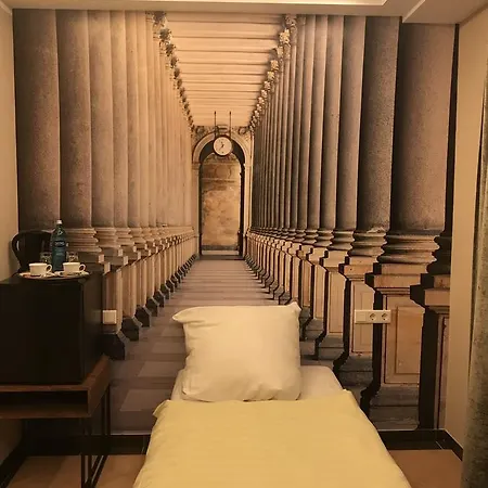 Athen Frankfurt Airport ホテル 3*
