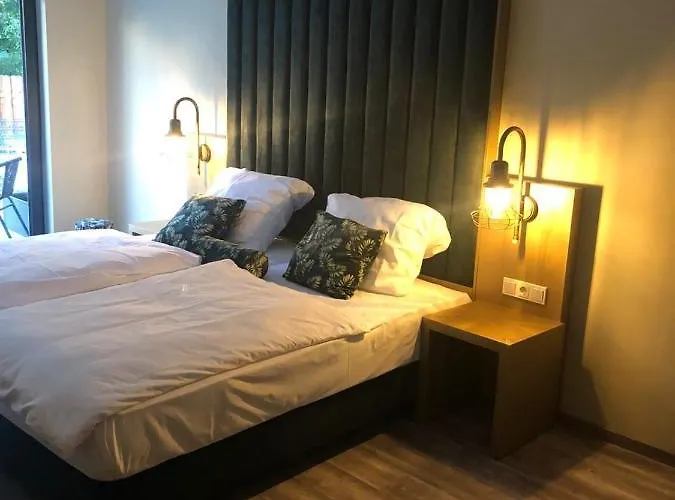 Athen Frankfurt Airport 호텔 3*