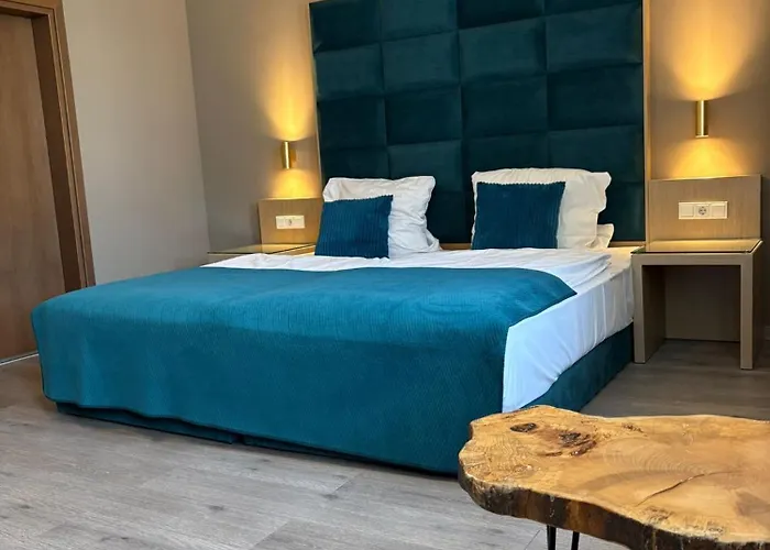 Athen Frankfurt Airport 호텔 3*