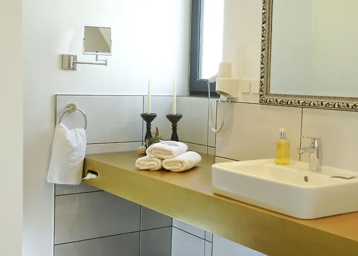 호텔 Athen Frankfurt Airport 3*